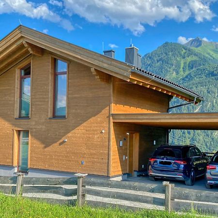 Ski-In Ski-Out Chalet Maiskogel "Bergli" - By Alpen Apartments 카프룬 외부 사진