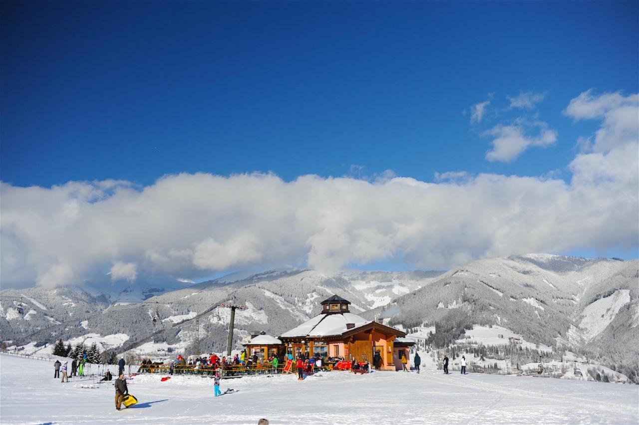 Ski-In Ski-Out Chalet Maiskogel "Bergli" - By Alpen Apartments 카프룬 외부 사진