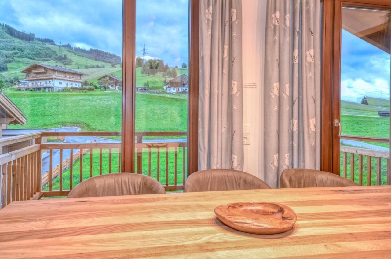 Ski-In Ski-Out Chalet Maiskogel "Bergli" - By Alpen Apartments 카프룬 외부 사진