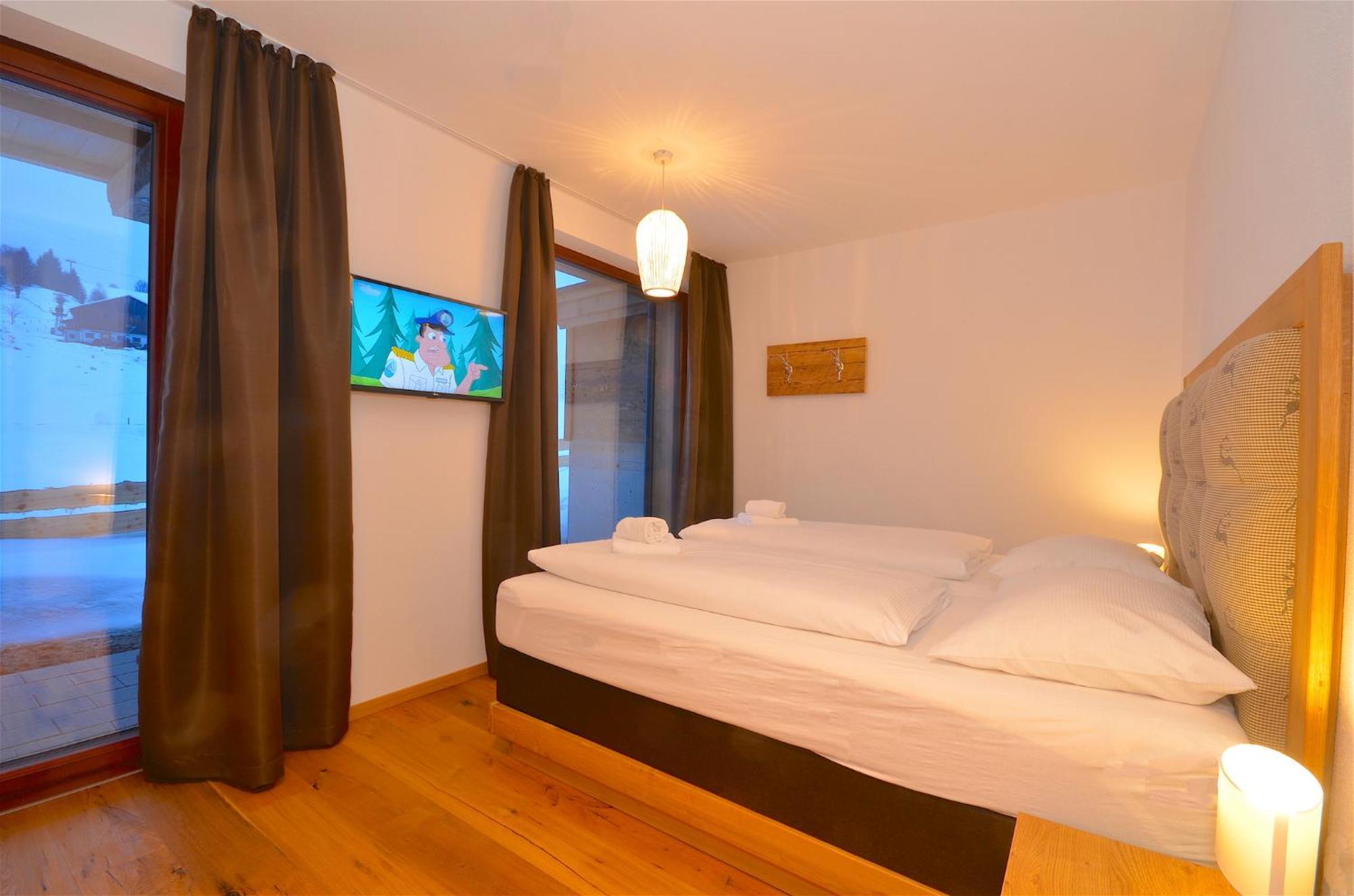 Ski-In Ski-Out Chalet Maiskogel "Bergli" - By Alpen Apartments 카프룬 외부 사진
